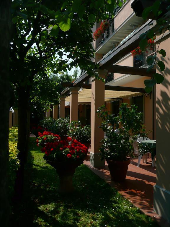 Hotel Astor Victoria Forte dei Marmi Extérieur photo