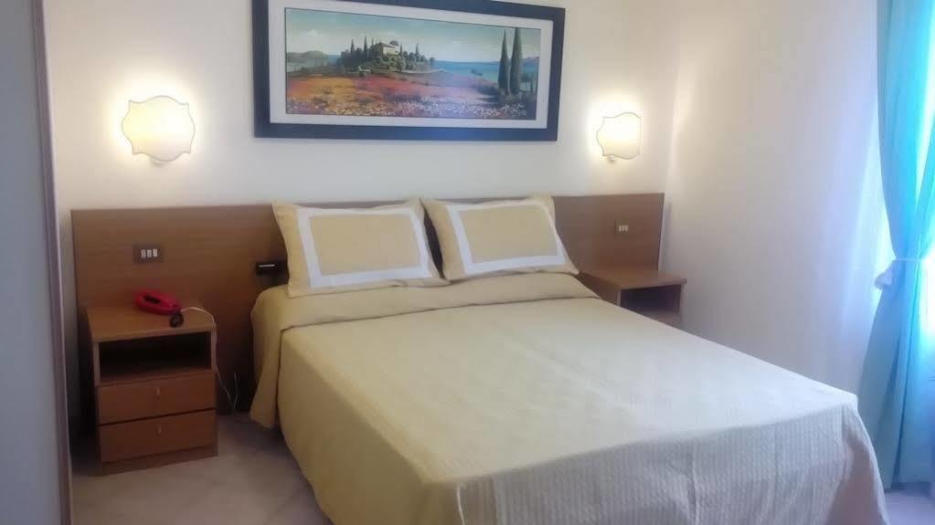 Hotel Astor Victoria Forte dei Marmi Extérieur photo